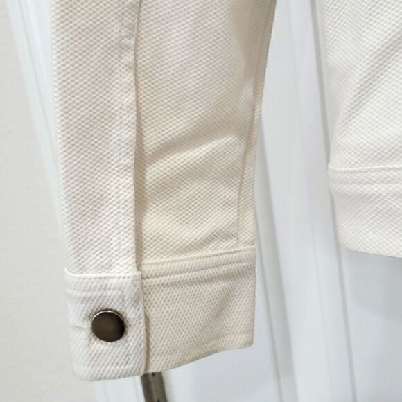 Cabi, Women’s White Denim jacket, Size Small - Picture 2 of 4